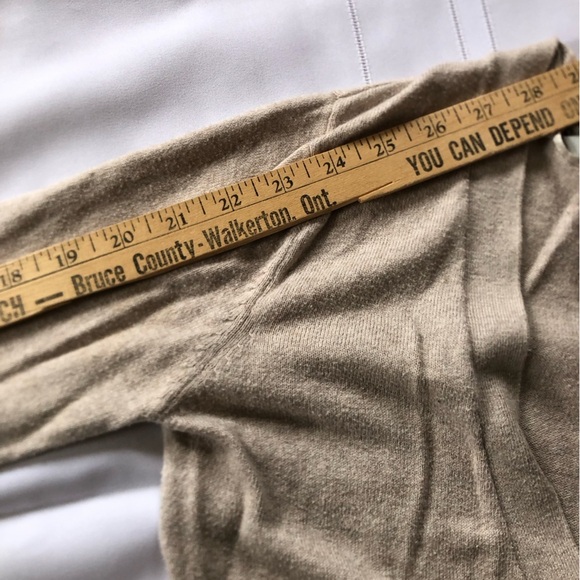 Long Oatmeal Coloured Cardigan with Funky Pockets - Picture 10 of 15